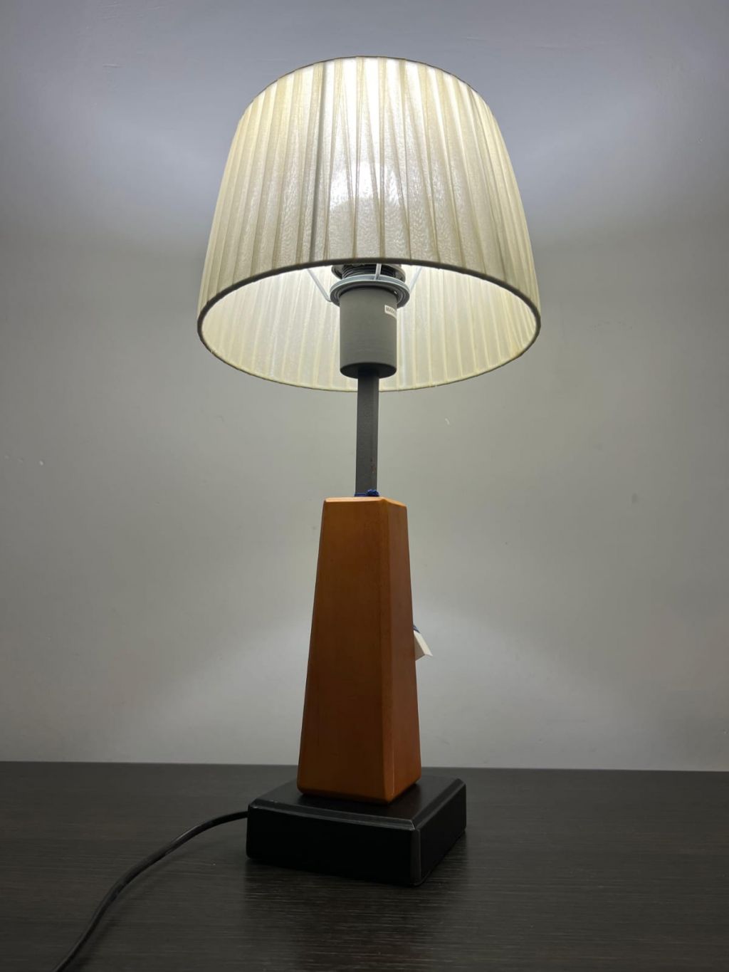 LAMPADA DA TAVOLO SMARTER MOD.MYTOS