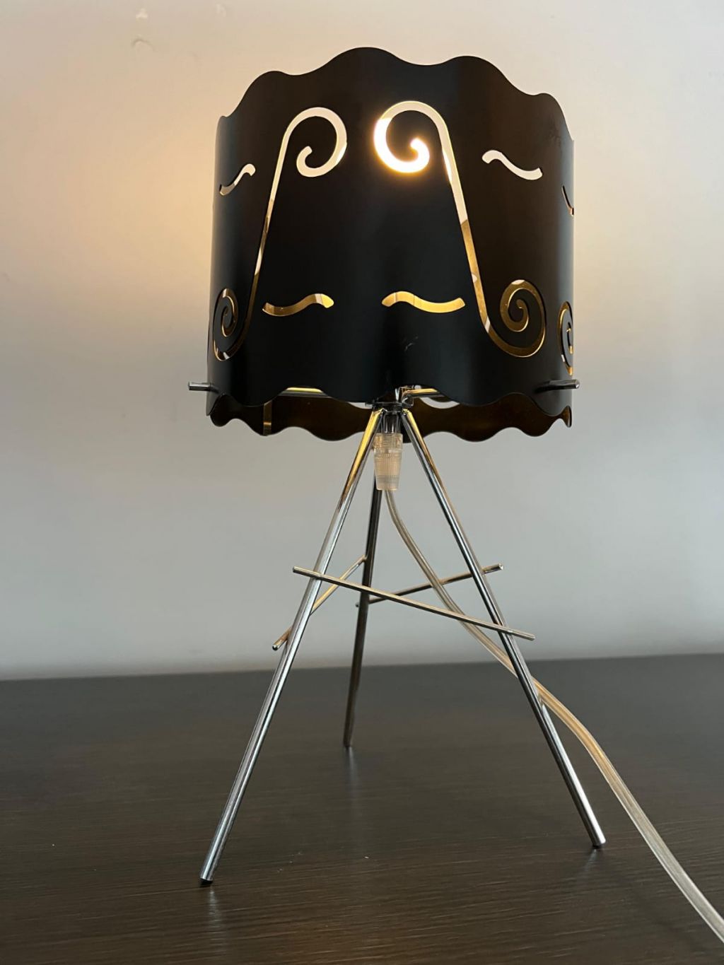 LAMPADA DA TAVOLO ARTIGIANA ITALIANA